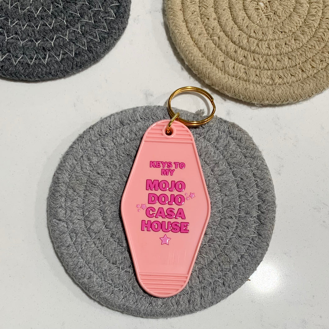 Mojo dojo casa house motel keychain